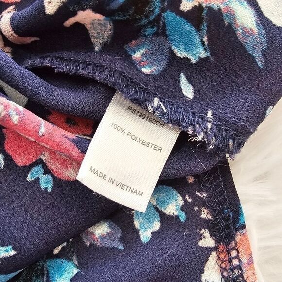 Charming Charlie sharkbite hem open back blouse XL - Picture 6 of 10